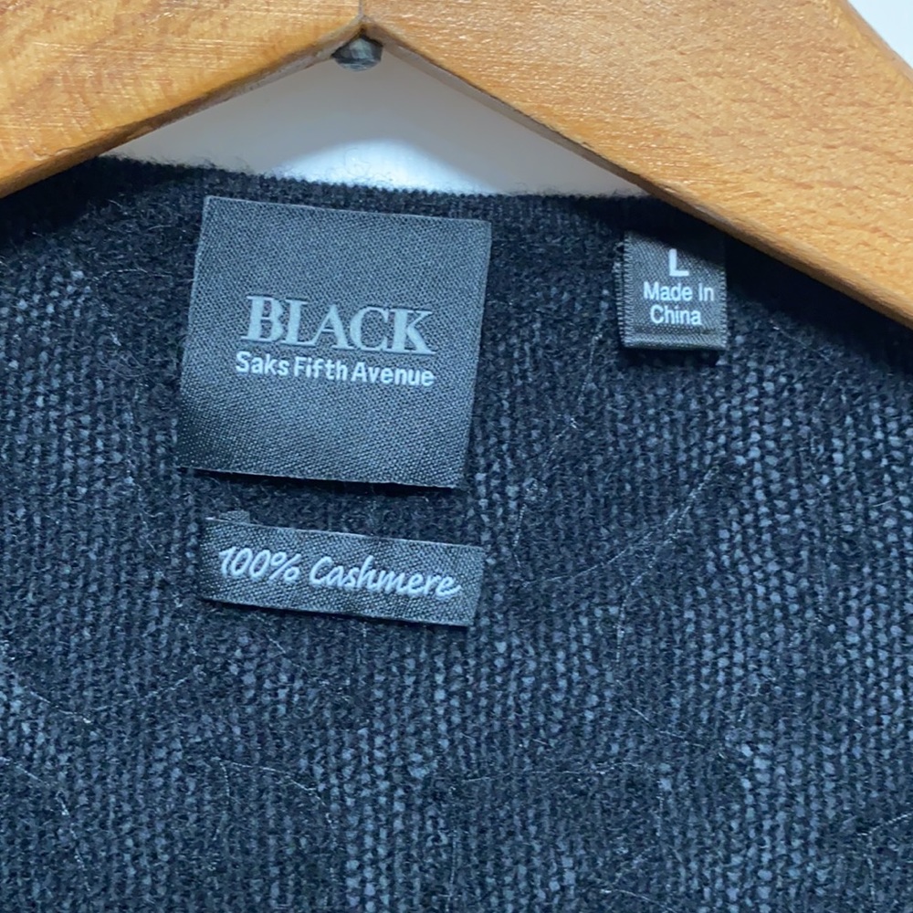 Saks Fifth Avenue 100% Cashmere Sparkly Black Sweater - Picture 5 of 16